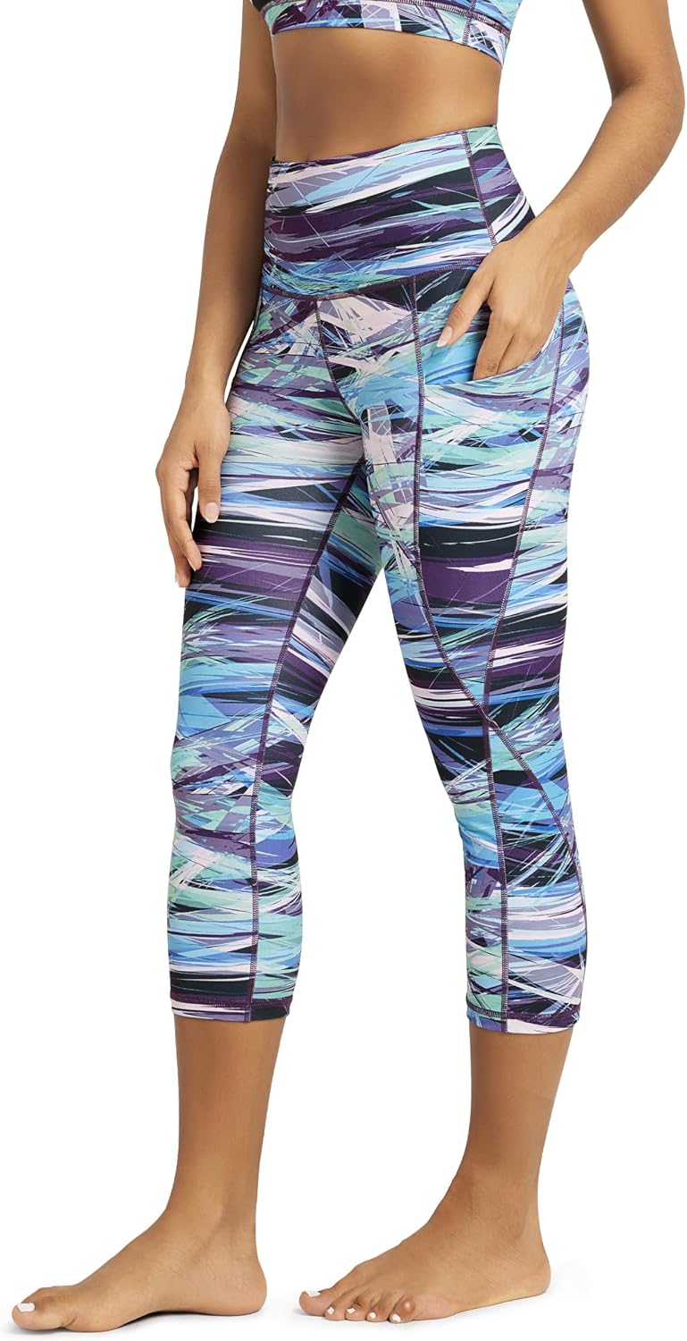 Women's High Waisted Yoga Capris with Pockets, Tummy Control Non See Through Workout Athletic Running Capri Leggings
